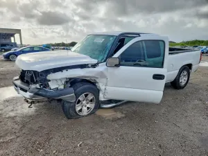Chevrolet Silverado 1500 4.8L 8 2006