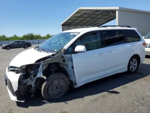 Toyota Sienna 3.5L 6 2020