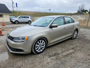Volkswagen Jetta 1.8L 4 2014