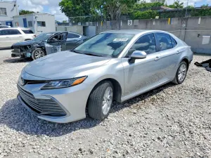 Toyota Camry 2.5L 4 2022