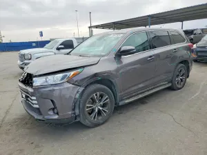Toyota Highlander 3.5L 6 2018