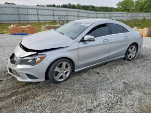 Mercedes-Benz CLA 2.0L 4 2015