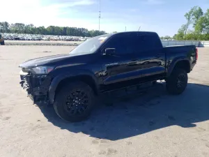 Chevrolet Colorado 2.7L 4 2024