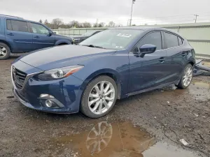 Mazda 3 2.5L 4 2015