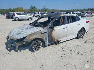 Kia Optima 2.4L 4 2019
