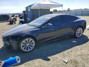 Tesla Model S 2016