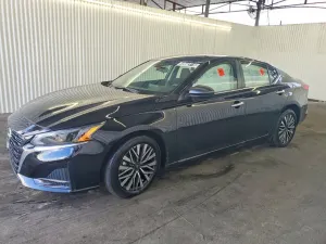 Nissan Altima 2.5L 4 2025