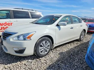 Nissan Altima 2.5L 4 2015