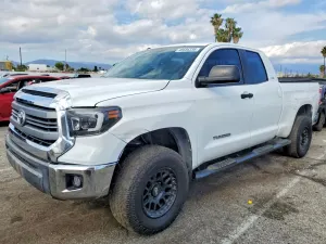 Toyota Tundra 4.6L 8 2014