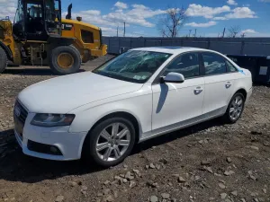 Audi A4 2.0L 4 2011