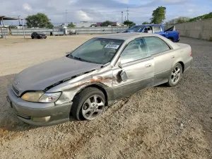 Lexus ES 3.0L 6 2001