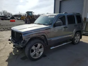 Jeep Liberty 3.7L 6 2012