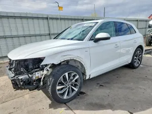 Audi Q5 2.0L 4 2022