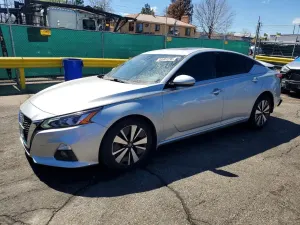 Nissan Altima 2.5L 4 2020