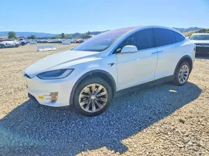 Tesla Model X 2018