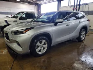 Toyota Highlander 2.4L 4 2024