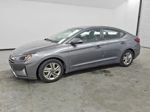 Hyundai Elantra 2.0L 4 2019