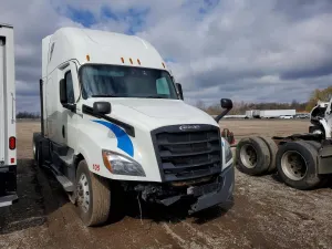 Freightliner Cascadia 14.8L 6 2021
