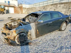 Chrysler 300C 5.7L 8 2014