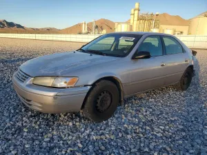 Toyota Camry 2.2L 4 1997