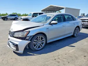 Volkswagen Passat 1.8L 4 2017