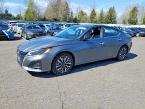 Nissan Altima 2.5L 4 2025