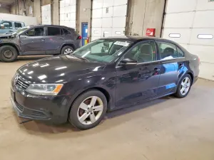 Volkswagen Jetta 2.0L 4 2014