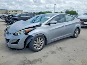 Hyundai Elantra 1.8L 4 2015