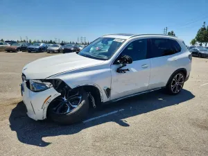 BMW X5 3.0L 6 2024