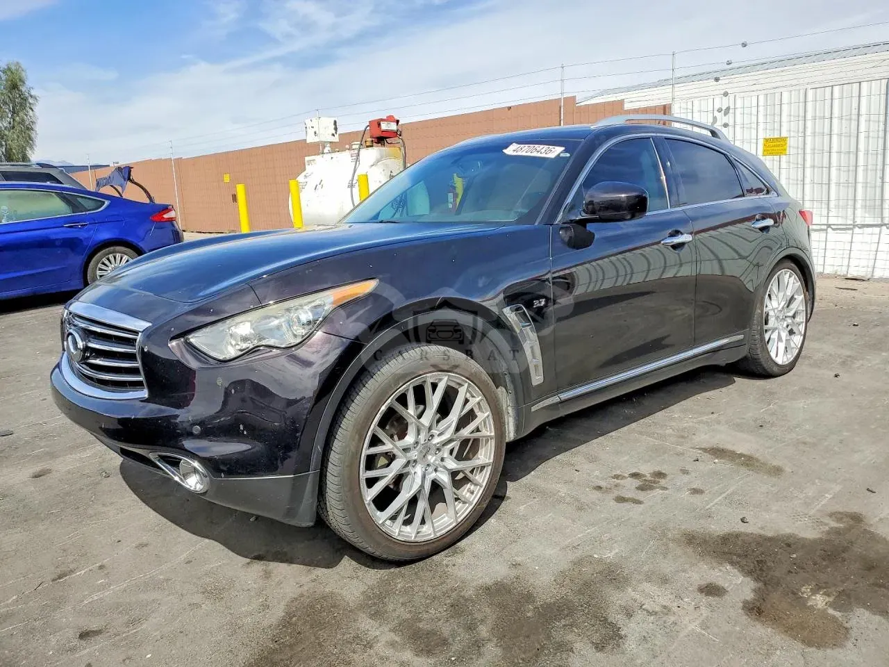 Infiniti QX70 3.7L 6 2016