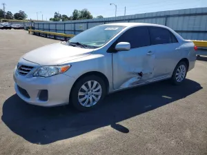 Toyota Corolla 1.8L 4 2013