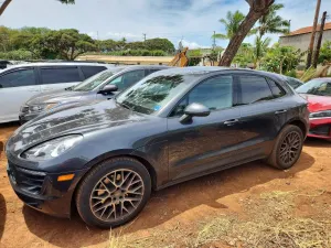 Porsche Macan 2.0L 4 2018