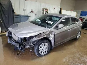 Hyundai Elantra 2.0L 4 2020