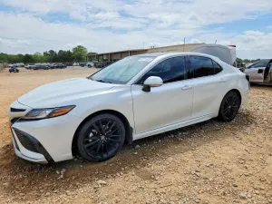 Toyota Camry 3.5L 6 2023