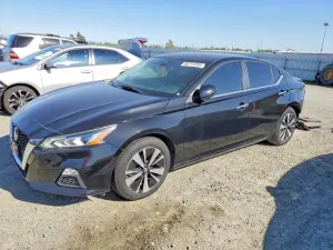 Nissan Altima 2.5L 4 2021