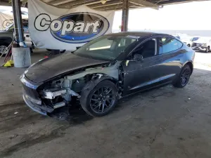 Tesla Model 3 2025