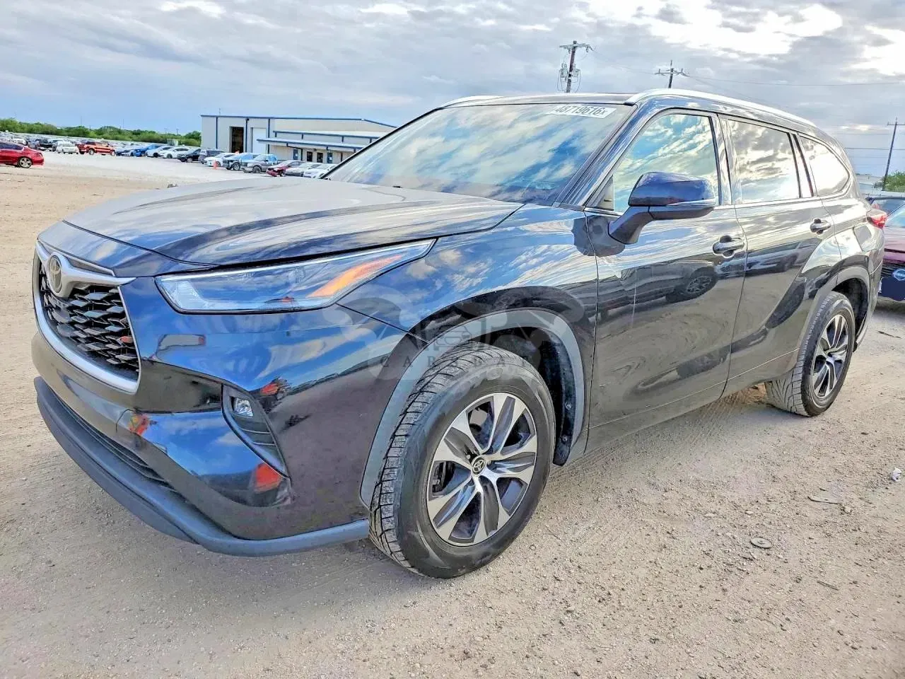 Toyota Highlander 3.5L 6 2021