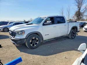 RAM 1500 5.7L 8 2019