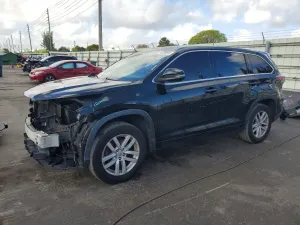 Toyota Highlander 3.5L 6 2014