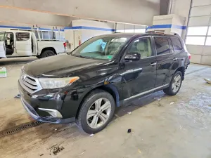Toyota Highlander 3.5L 6 2013