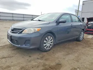 Toyota Corolla 1.8L 4 2013