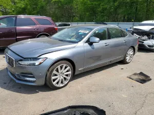 Volvo S90 2.0L 4 2018