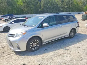 Toyota Sienna 3.5L 6 2019