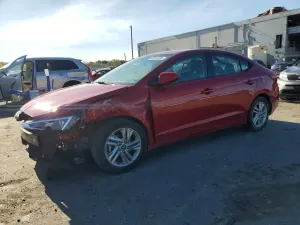 Hyundai Elantra 2.0L 4 2020