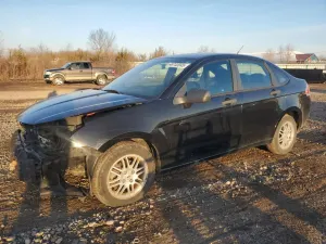 Ford Focus SE 2.0L 4 2010