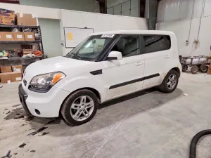 Kia Soul 2.0L 4 2011