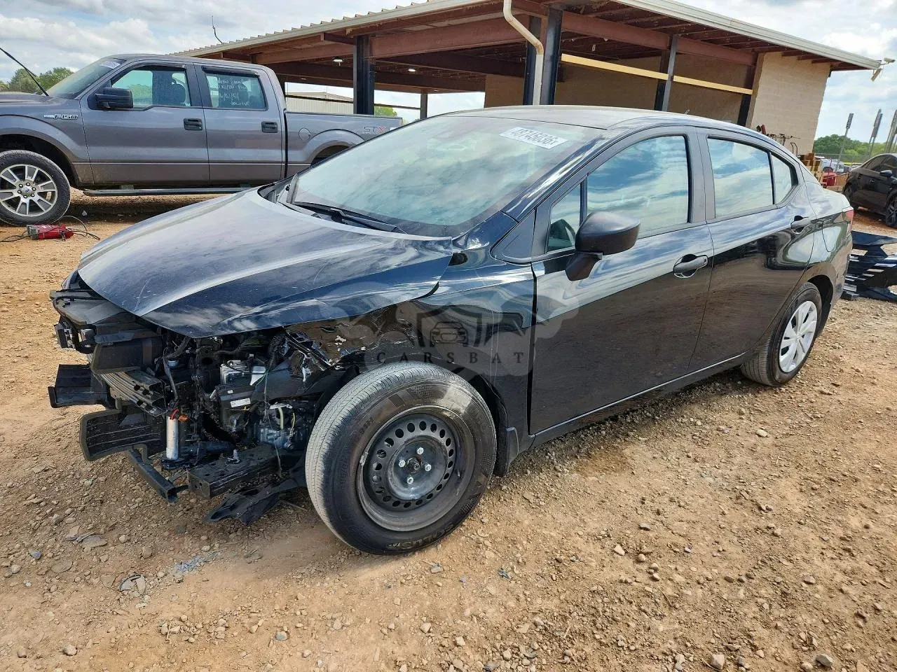 Nissan Versa 1.6L 4 2024