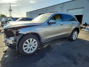 Mercedes-Benz GLC 2.0L 4 2021