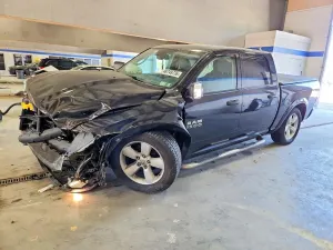 RAM 1500 5.7L 8 2015