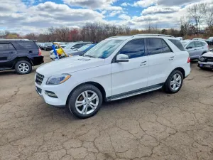 Mercedes-Benz ML 3.5L 6 2015